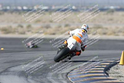 media/Dec-01-2025-Moto Forza (Mon) [[2daa91e15f]]/1-Advanced Group/Session 2 Turn 11 Backside/